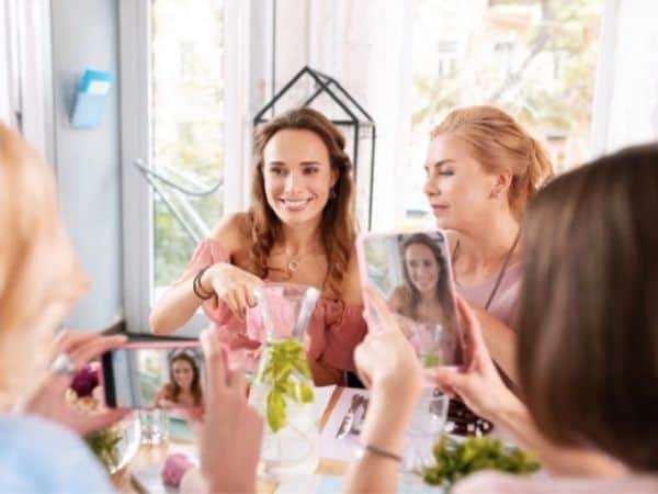 Ideias de penteados para chá de bebê